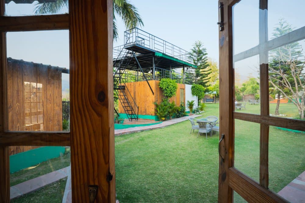 Resort grounds 3