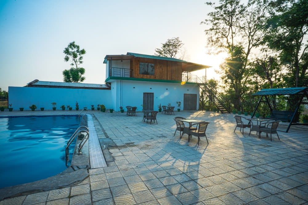 Pool 2